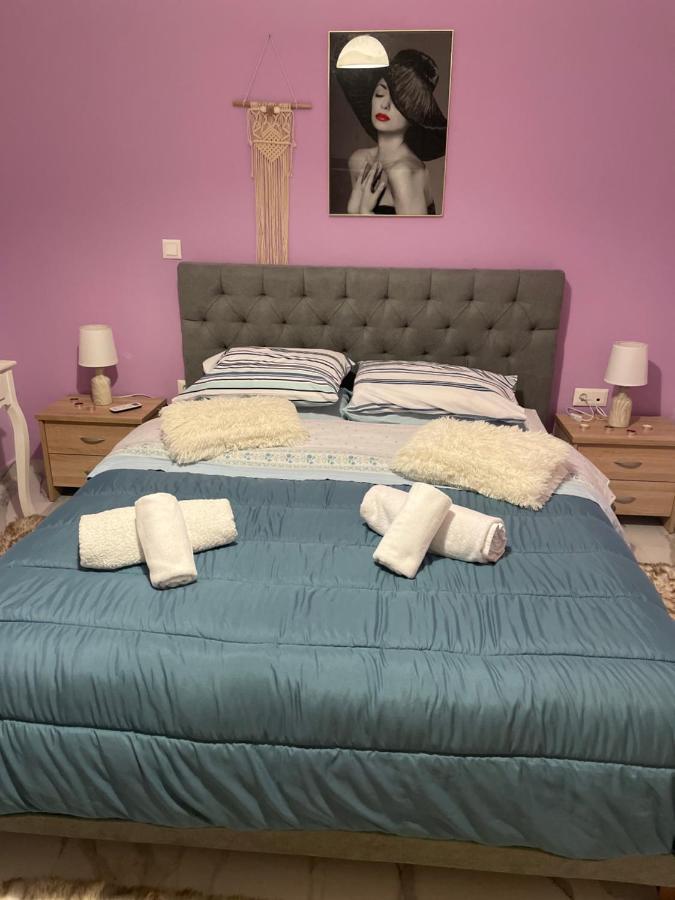 Home Nadia Corinth Экстерьер фото